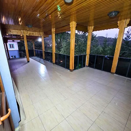 Chalet Nefes Echoes By The Woods *