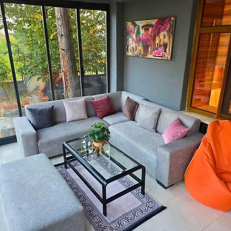 Chalet Nefes Echoes By The Woods *